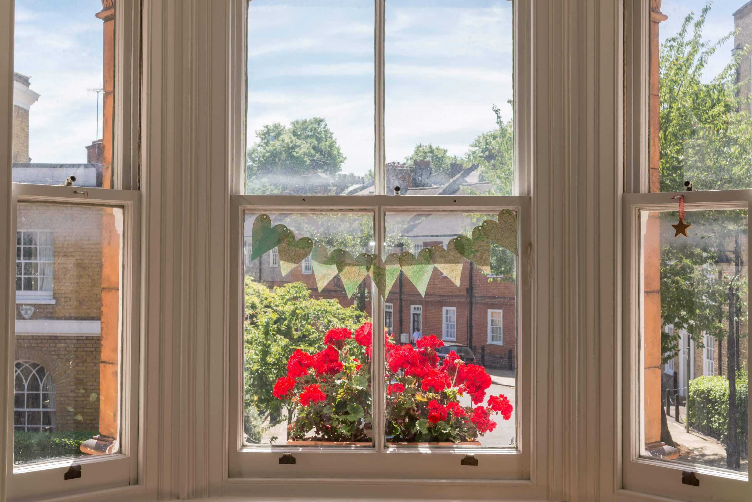 How Modern uPVC Windows Help Keep Your Home Cool During Heatwaves
